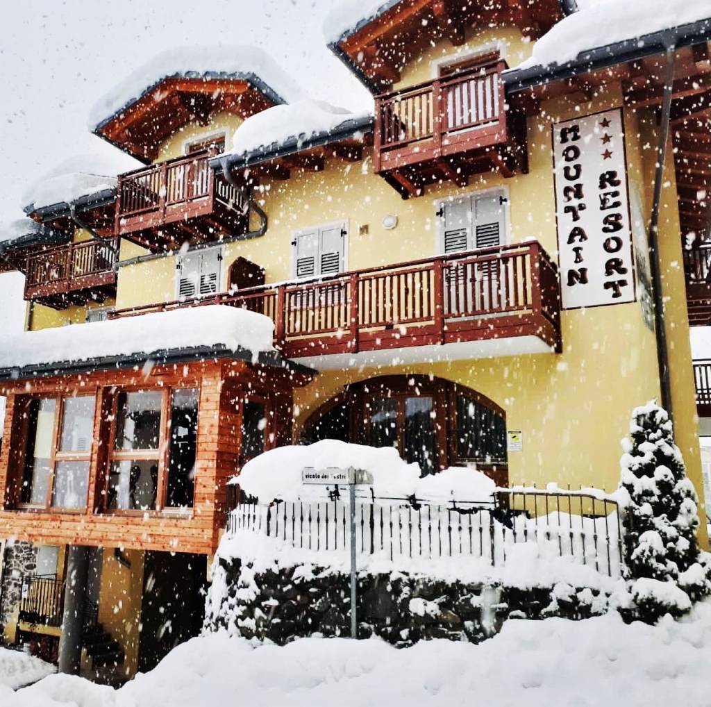esterno neve hotel 1024x1018