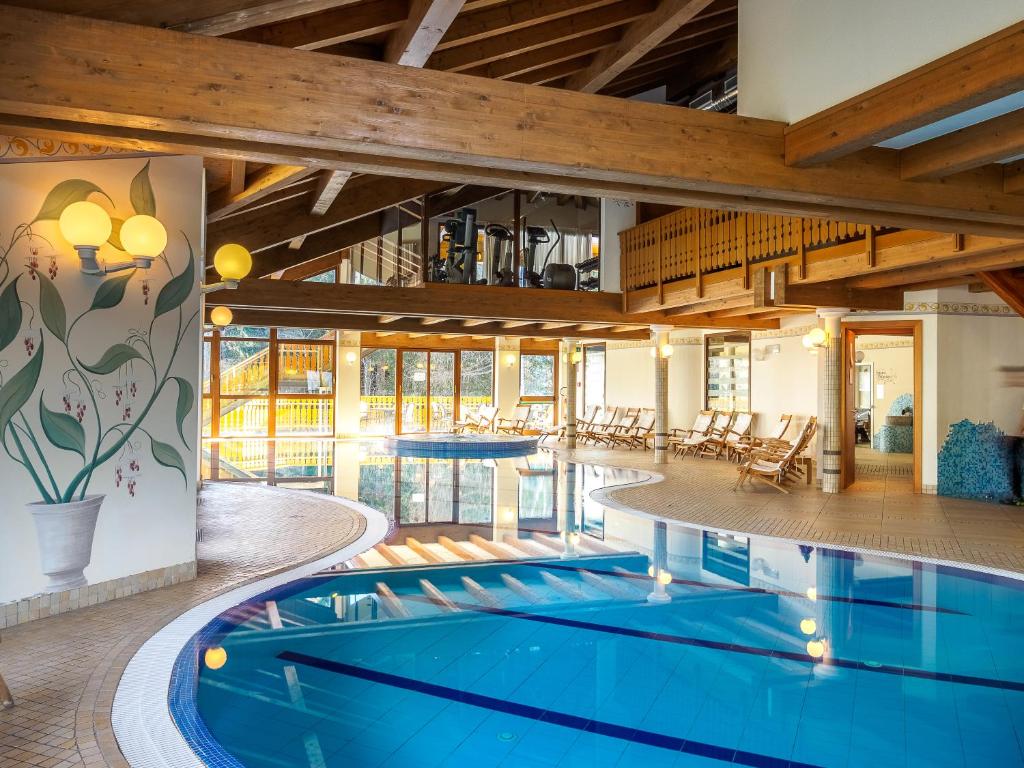 park hotel folgarida basen 2